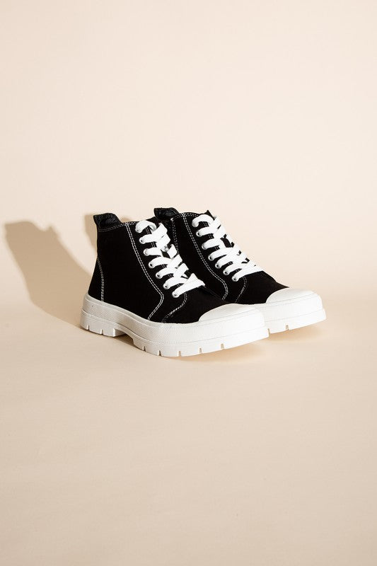 CRAYON-G LACE UP SNEAKERS